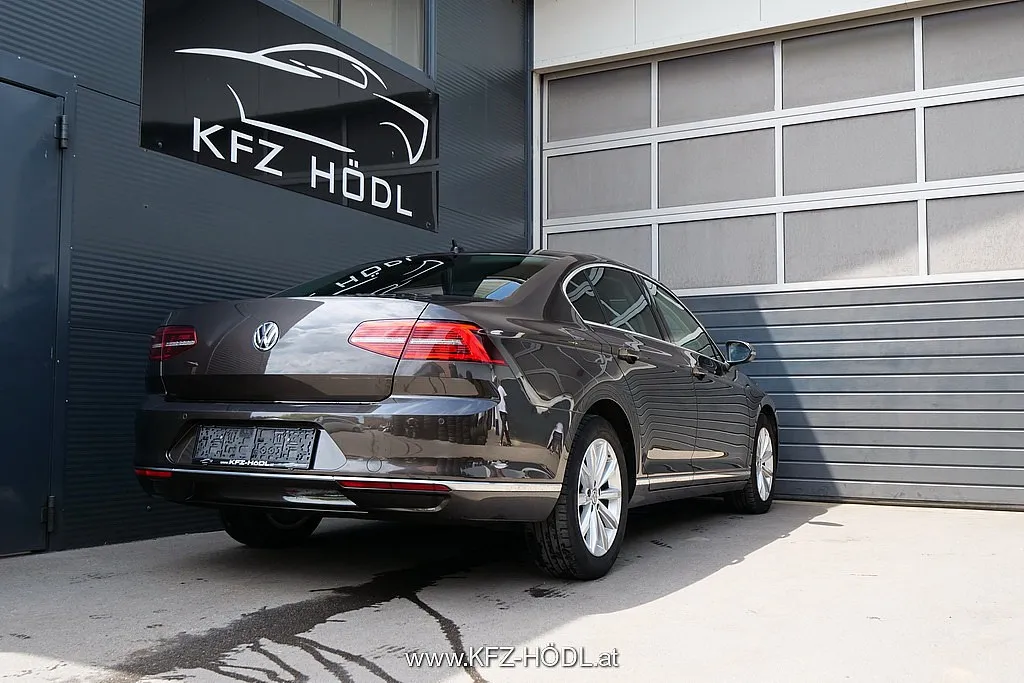 Volkswagen Passat Highline 2,0 TDI DSG Image 2