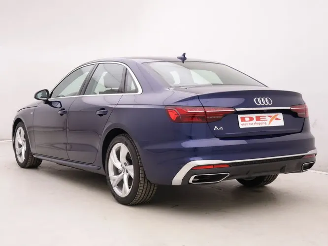 Audi A4 30 TDi S-tronic S-Line + GPS + Virtual + LED Lights + ALU18 Image 4