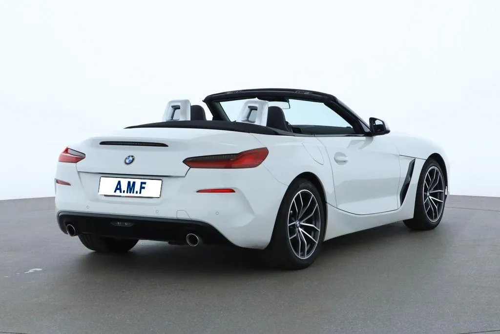 BMW Z4 sDrive30i Sport Image 4