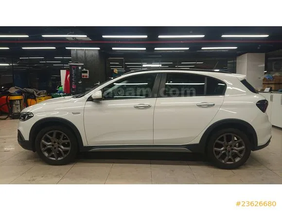 Fiat Egea Cross 1.4 Fire Urban Image 3